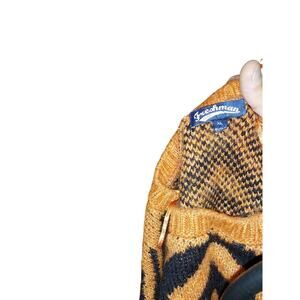 womens crew neck tiger striped sweater size XL